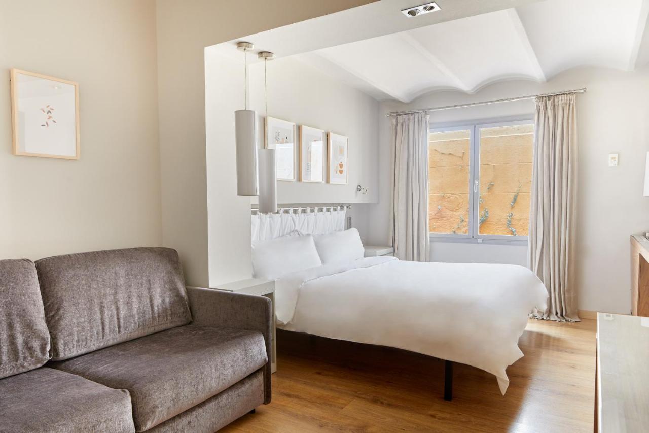 Vasanta Powered By Sonder Hotel Барселона Екстериор снимка