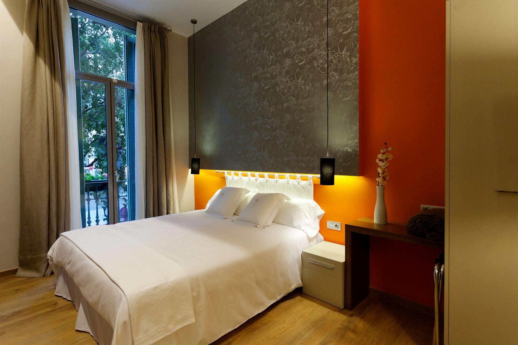 Vasanta Powered By Sonder Hotel Барселона Екстериор снимка